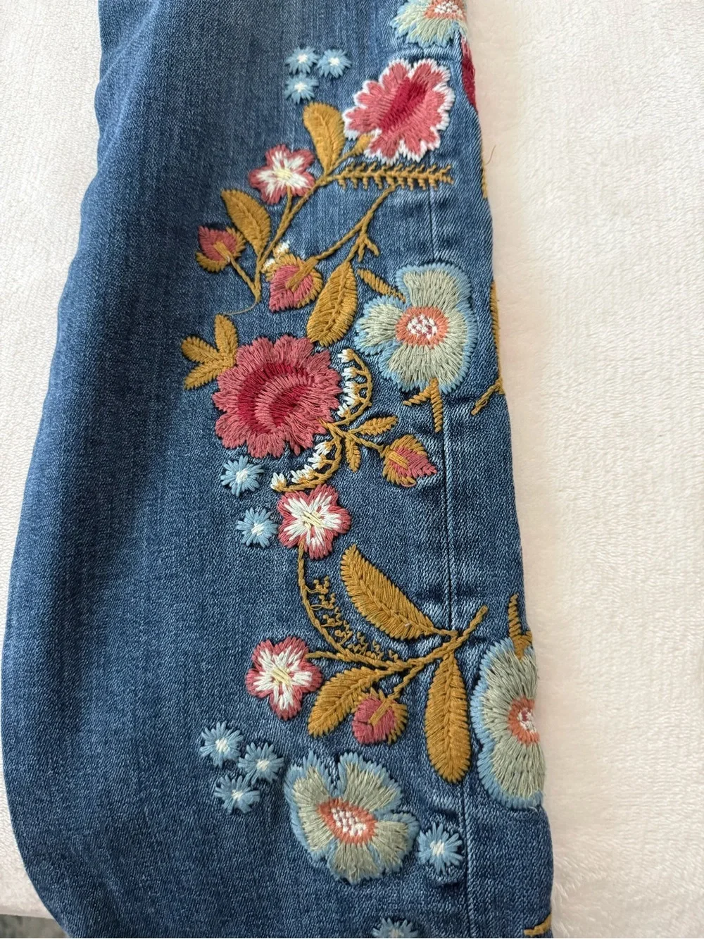 Sundance Magnolia Jeans Womens 27 Blue Floral Embroidered Straight Leg Denim E03 - Picture 2 of 10